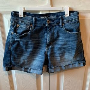 Levi’s Denizen women’s denim shorts